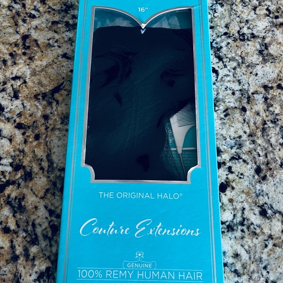 Halo 16 in black extensions. #1 color Fine hair texture. - Picture 2 of 7